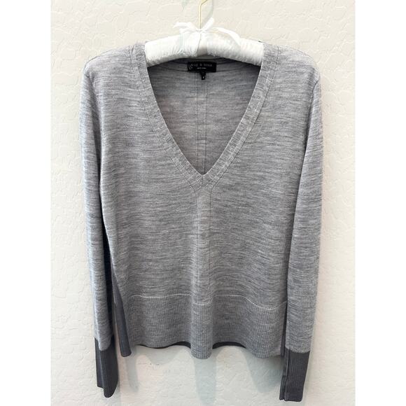 RAG & BONE | Gray Contrast Merino Wool V-Neck Sweater | Medium - Picture 1 of 7